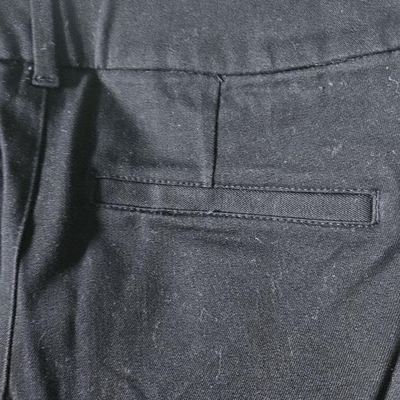 OLD NAVY Mid Rise Pixie Pants Black Cotton Blend Size 0 PETITE SHORT BNWOT - Picture 8 of 8